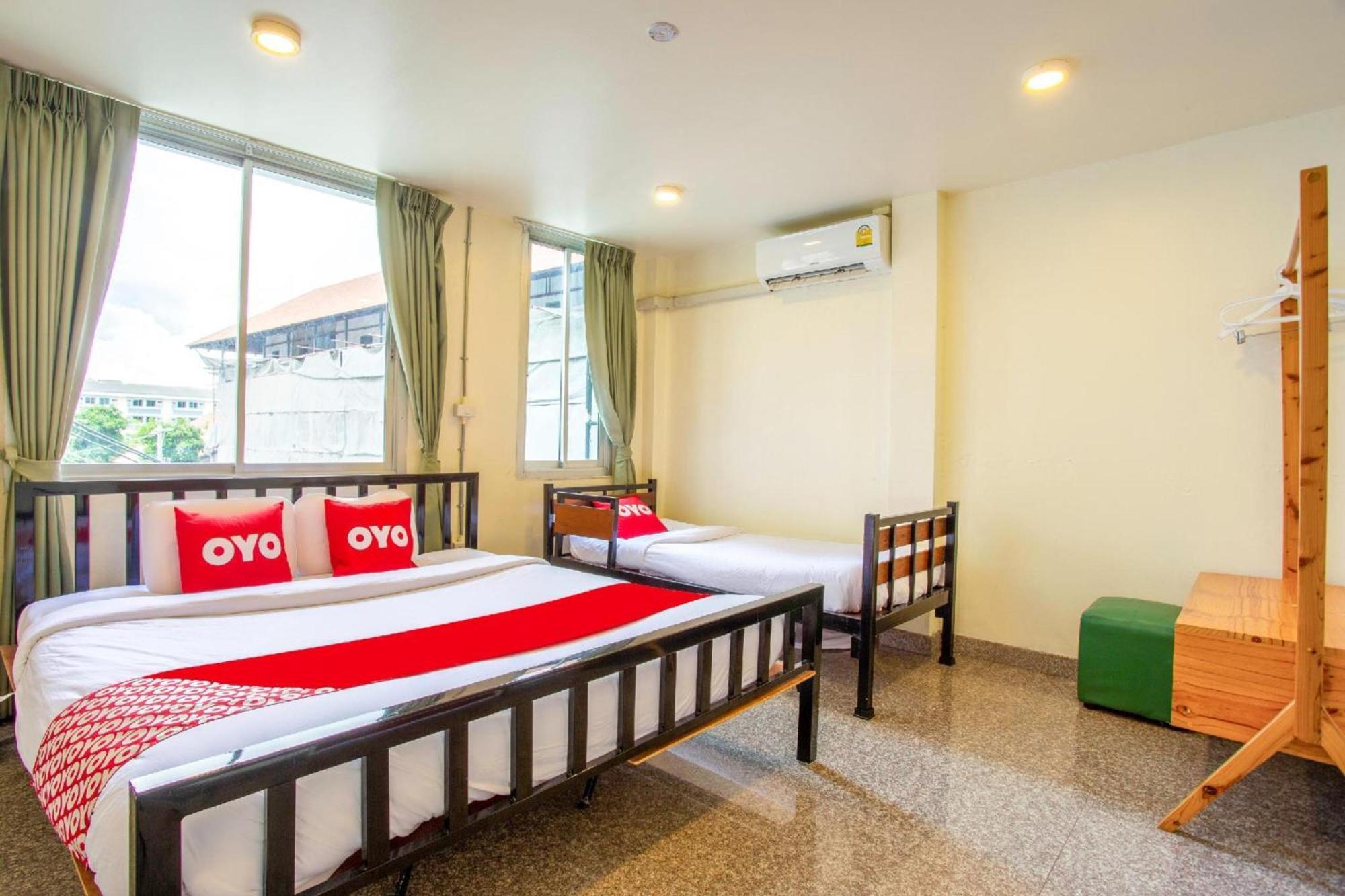OYO 928 Leaf Hostel Chiang Mai Buitenkant foto