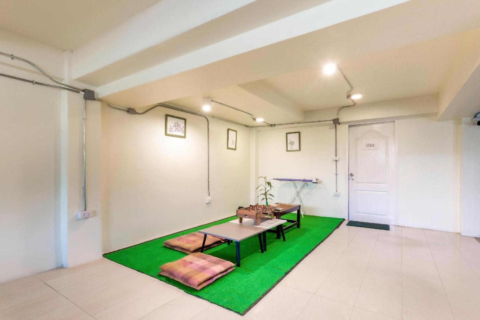 OYO 928 Leaf Hostel Chiang Mai Buitenkant foto